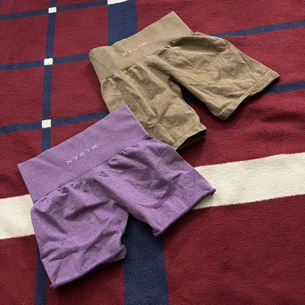 NVGTN Women’s Contour Seamless Shorts purple tan Gym Athletic Lifting Size S